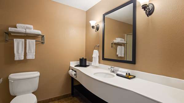  - Best Western Plus Frontier Inn Cheyenne - I-80, Exit 367