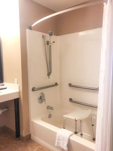  - Best Western Plus Frontier Inn Cheyenne - I-80, Exit 367