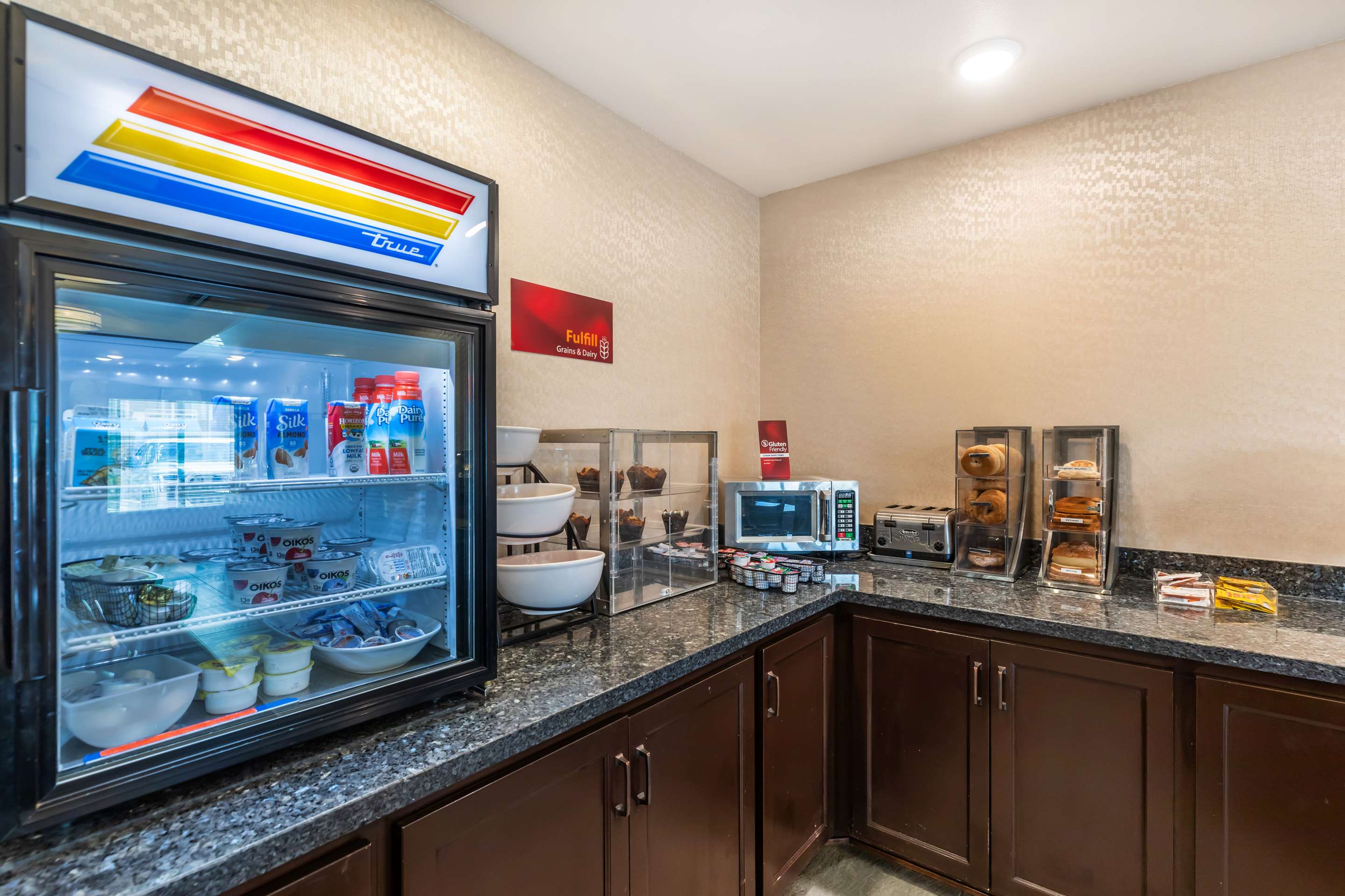 Breakfast Area | Best Western Plus Casper Inn & Suites