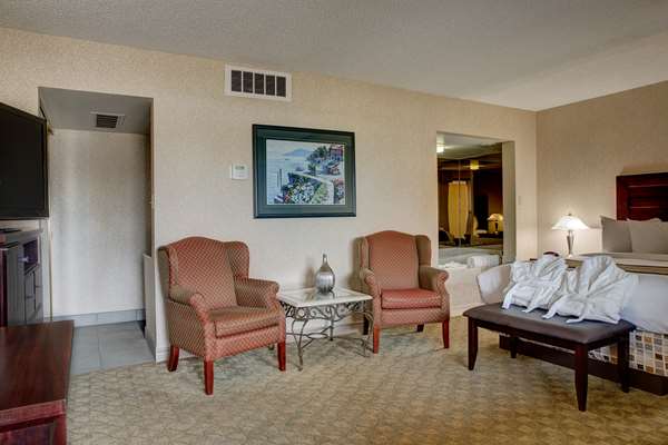Suite - Best Western Plus City Centre Inn Edmonton