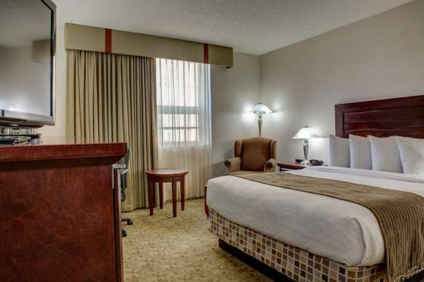 Suite - Best Western Plus City Centre Inn Edmonton