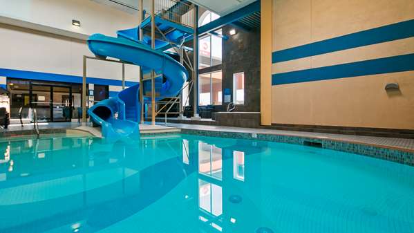 Pool - Best Western Plus City Centre Inn Edmonton