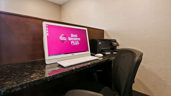 Conference Area - Best Western Plus City Centre Inn Edmonton
