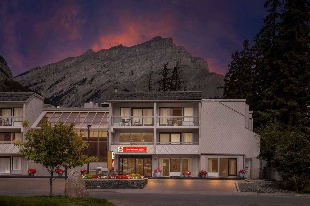 Best Western Plus Siding 29 Lodge
