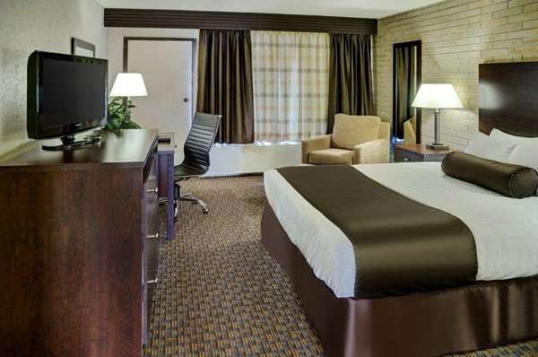 Suite - Best Western Cedar Park Inn Edmonton