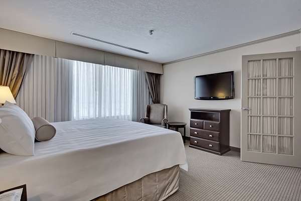 Suite - Best Western Plus Port O'Call Hotel Airport Calgary