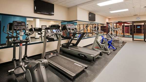 Fitness/ Exercise Room - Best Western Plus Port O'Call Hotel Airport Calgary