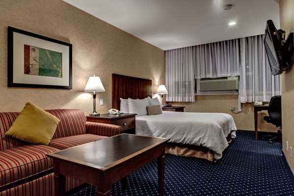  - Best Western Plus Suites Downtown Calgary
