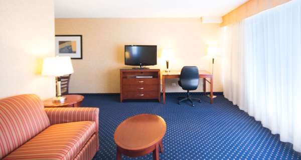 - Best Western Plus Suites Downtown Calgary