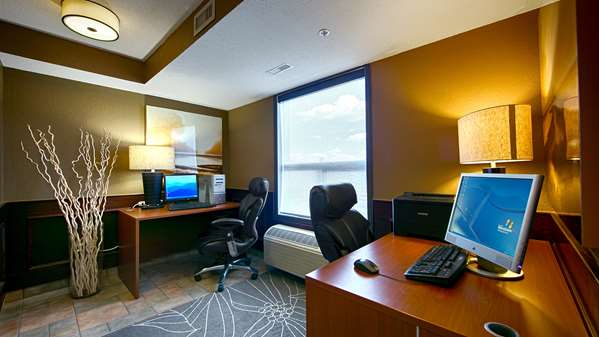 Conference Area - Best Western Strathmore Inn