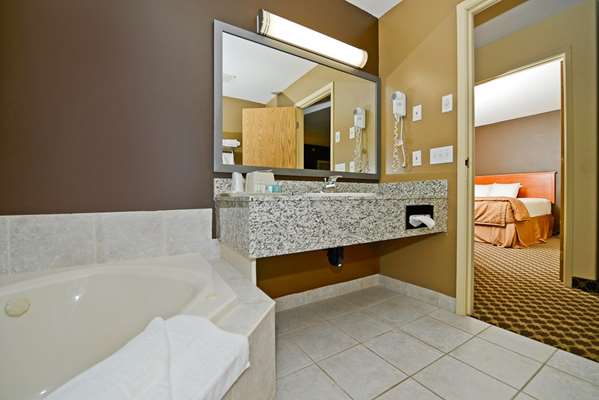  - Best Western Strathmore Inn