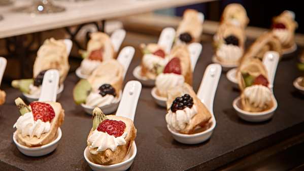 Restaurant - Best Western Premier Denham Inn & Suites Leduc