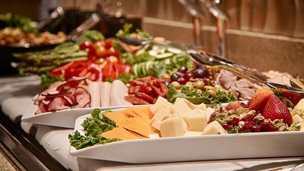 Restaurant - Best Western Premier Denham Inn & Suites Leduc