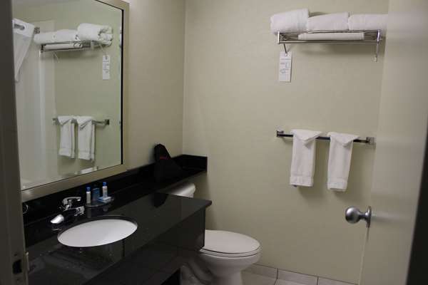  - Best Western High Road Inn Edson