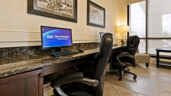 Conference Area - Best Western High Road Inn Edson