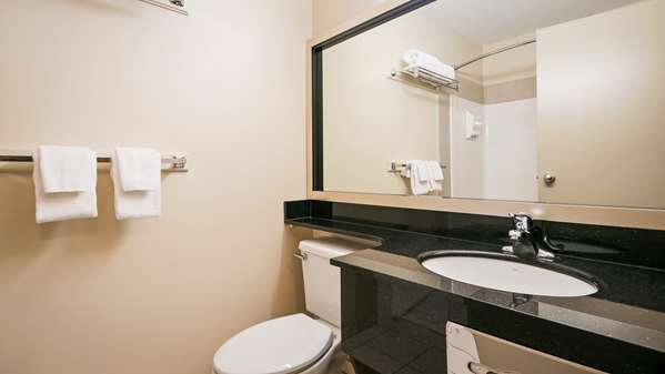  - Best Western High Road Inn Edson