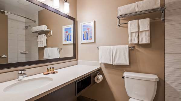  - Best Western Plus Calgary Centre Inn