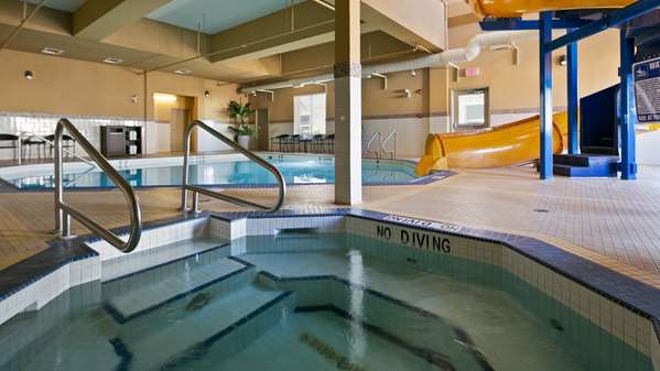 Pool - Best Western Cold Lake Inn