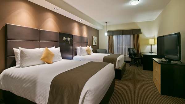  - Best Western Cold Lake Inn