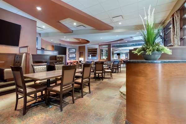 Restaurant - Best Western Cold Lake Inn