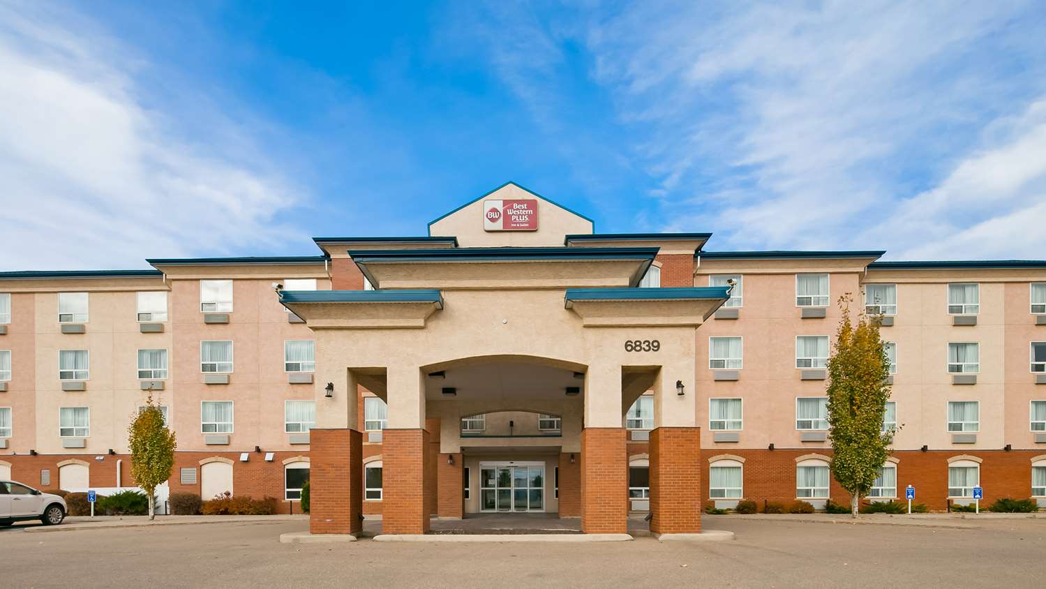 Best Western Plus Red Deer Inn & Suites, AB See Discounts