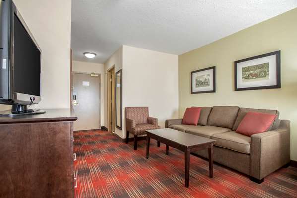  - Best Western Plus Red Deer Inn & Suites