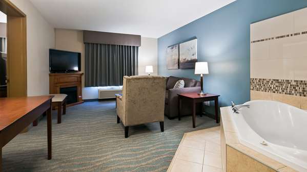 Suite - Best Western Rocky Mountain House Inn