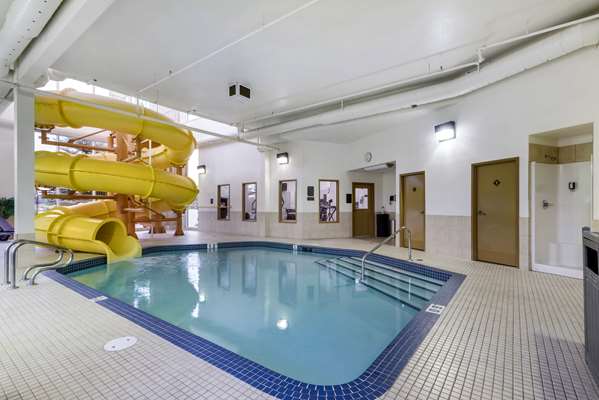 Pool - Best Western Rocky Mountain House Inn