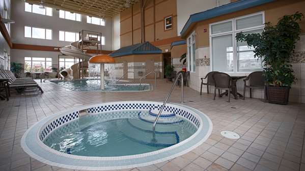 Pool - Best Western Sunrise Inn Stony Plain