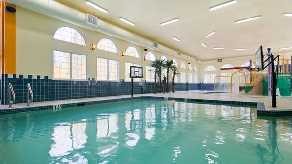 Pool - Best Western Plus Mirage Hotel & Resort High Level