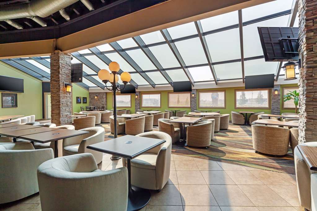 Best Western Plus Mirage Hotel & Resort