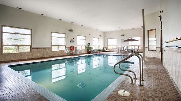 Pool - Best Western Wainwright Inn & Suites
