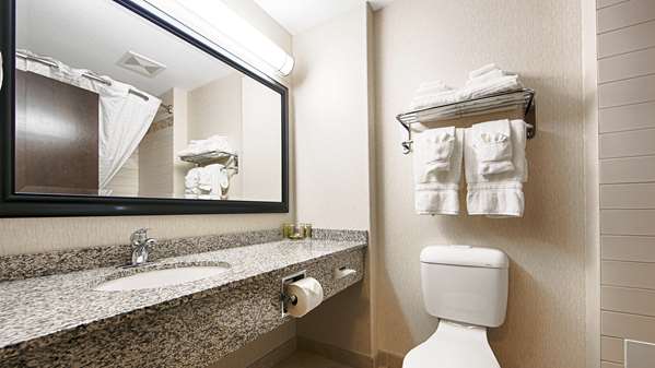  - Best Western Wainwright Inn & Suites