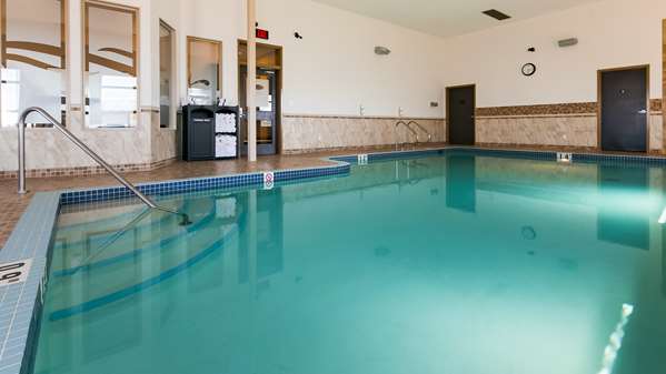 Pool - Best Western Wainwright Inn & Suites