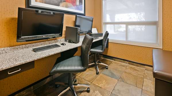 Conference Area - Best Western Wainwright Inn & Suites