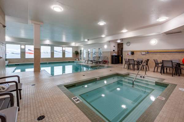 Pool - Best Western Plus The Inn at St Albert