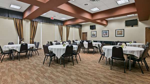  - Best Western Plus Chateau Inn Sylvan Lake