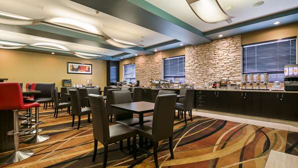 Restaurant - Best Western Plus Sherwood Park Inn & Suites