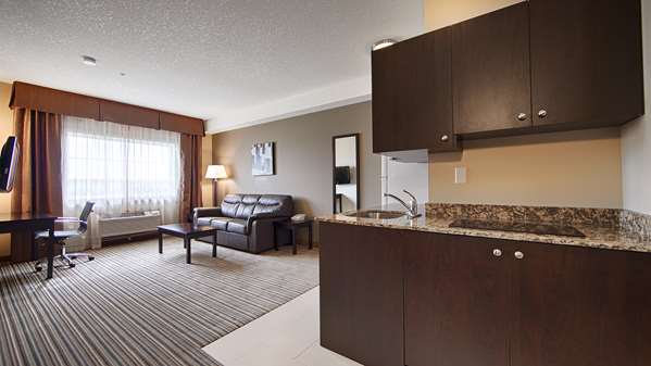 Suite - Best Western Plus Peace River Hotel