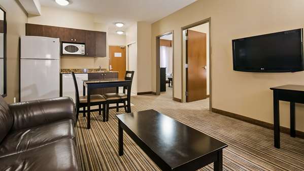  - Best Western Plus Peace River Hotel