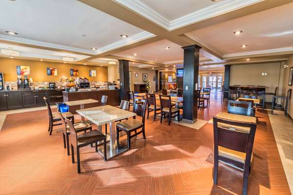 Restaurant - Best Western Plus Peace River Hotel