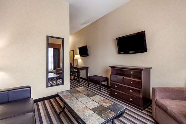  - Best Western Plus Meridian Hotel Lloydminster