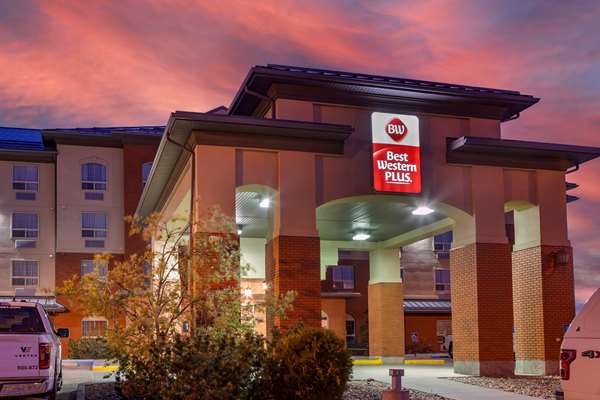 Exterior view - Best Western Plus Meridian Hotel Lloydminster
