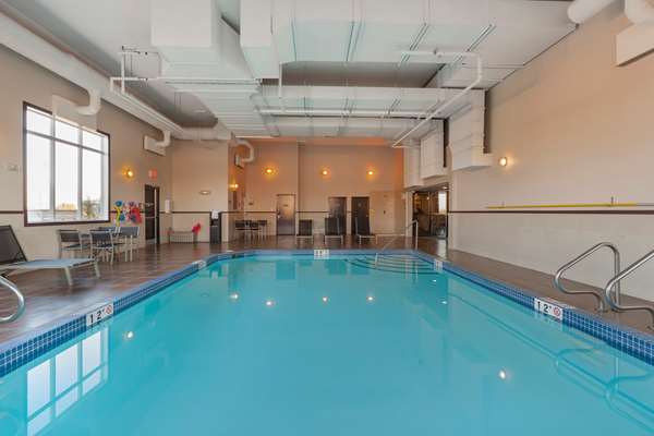 Pool - Best Western Plus Fox Creek Hotel
