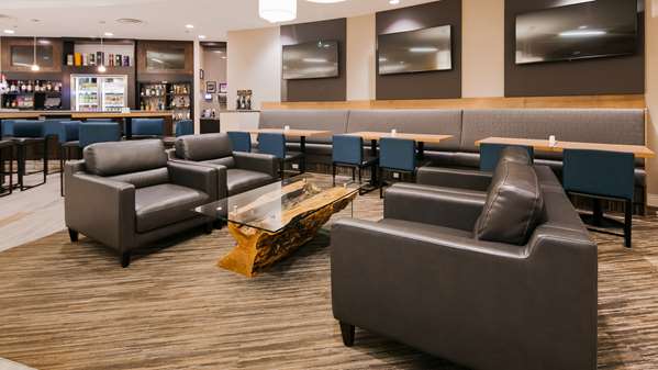 Restaurant - Best Western Plus Sawridge Inn & Suites Fort McMurray