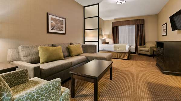 Suite - Best Western Plus Okotoks Inn
