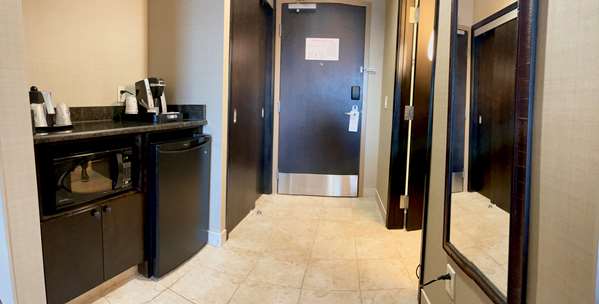  - Best Western Plus Okotoks Inn