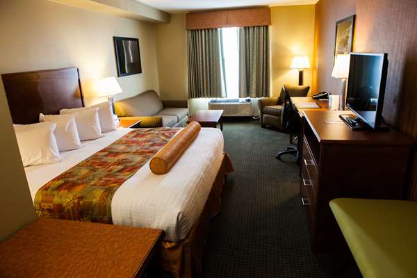  - Best Western Plus Service Inn Lethbridge