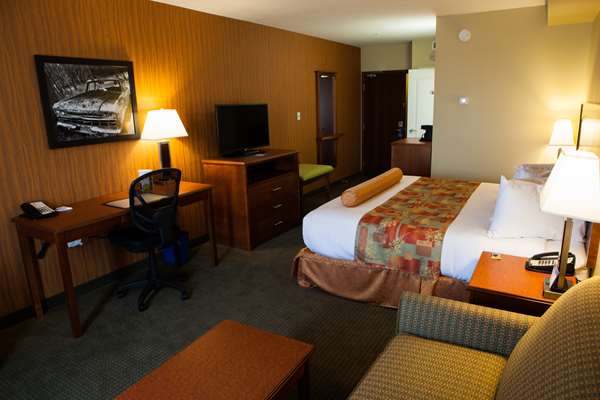 Suite - Best Western Plus Service Inn Lethbridge