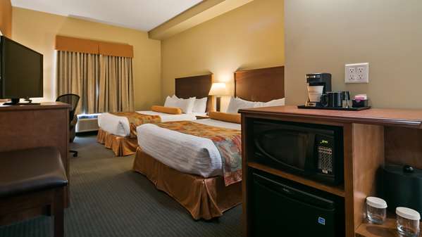  - Best Western Plus Service Inn Lethbridge